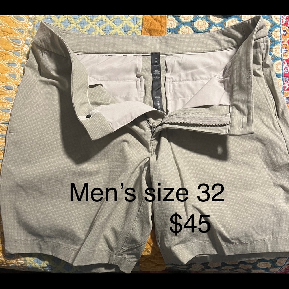 Men’s Lululemon khaki shorts, size 32